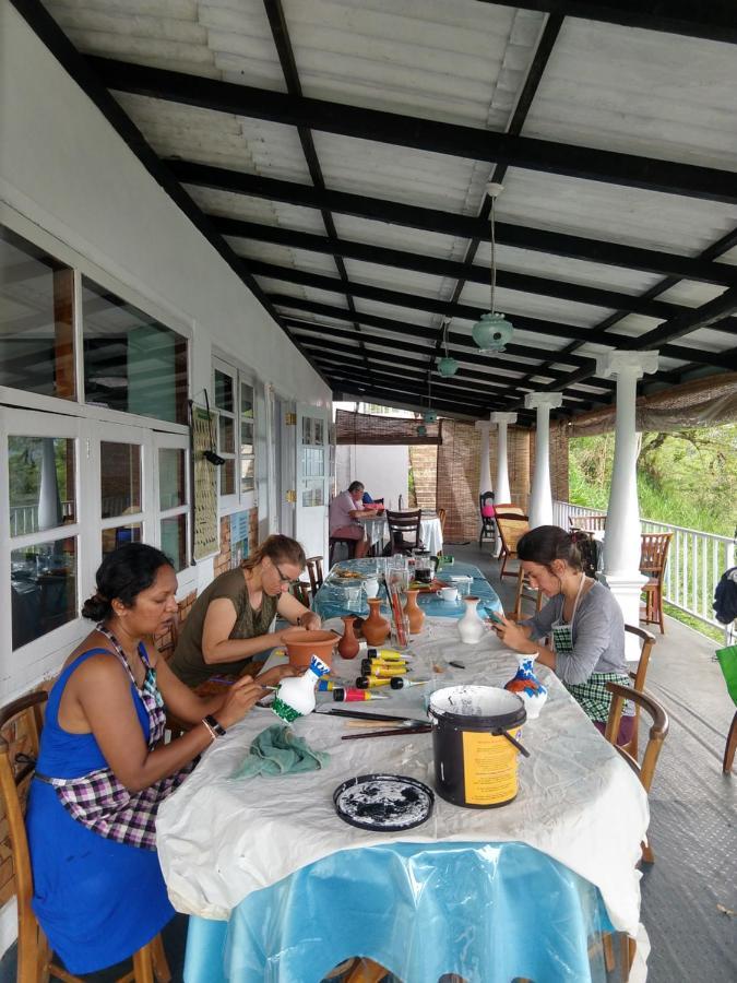 Welikande Yoga Retreats Hotel Digana Kültér fotó